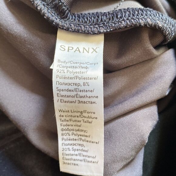 SPANX Velvet Leggings in Lapis Night - Size Large - Picture 9 of 12